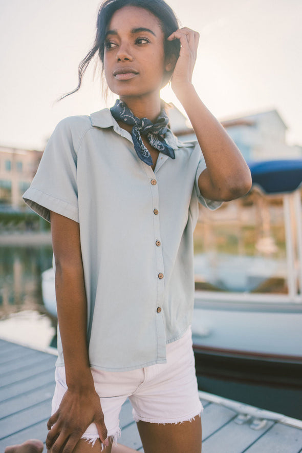 Cocoon Shirt in Muted Mint